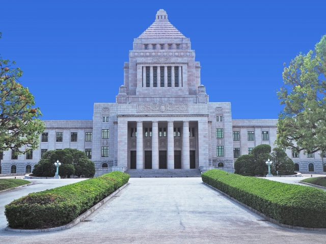 【石破茂新総裁】自民総裁選 決選投票 で石破氏 が高市氏を敗る！194vs215の接戦！